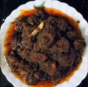 গোল বাড়ির কষা মাংস