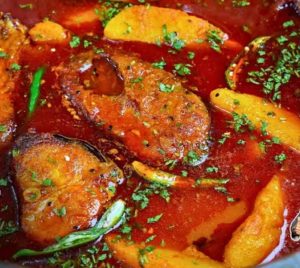 মাছের টক ঝাল ঝোল